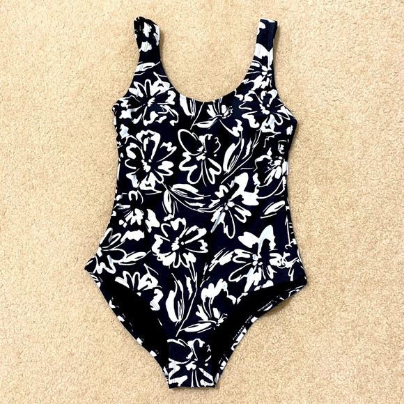 Hurley Swim Hurley 4 Way Stretch One Piece Swimsuit Upf 5 Womens